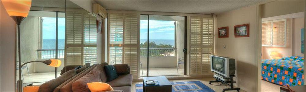 President Holiday Apartments - Absolute Beachfront 골드코스트 외부 사진