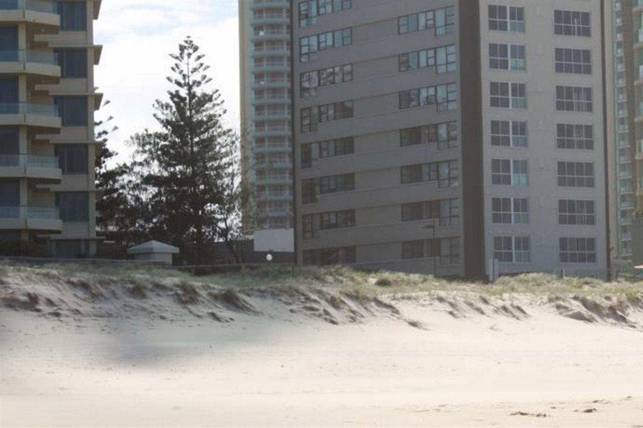 President Holiday Apartments - Absolute Beachfront 골드코스트 외부 사진
