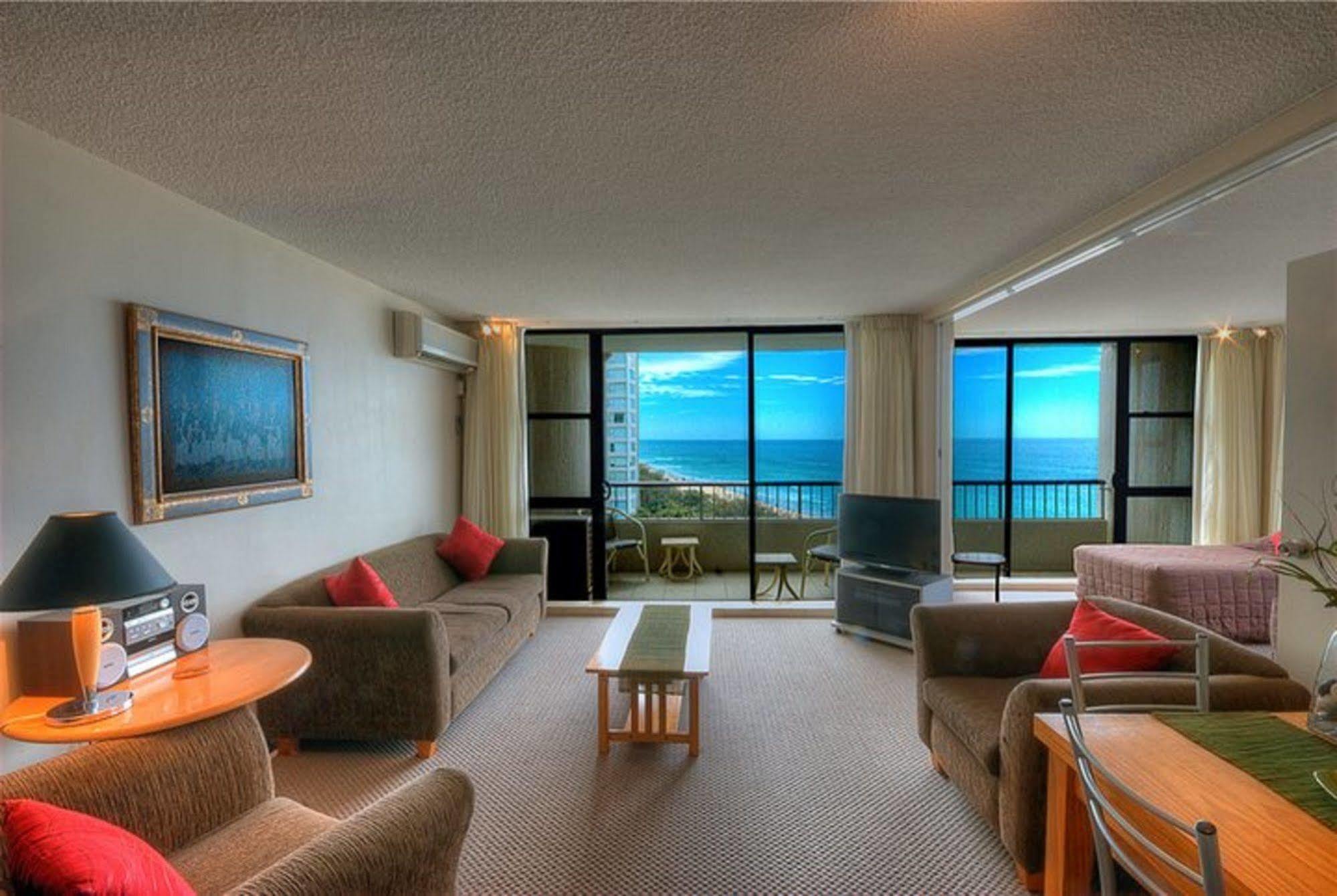 President Holiday Apartments - Absolute Beachfront 골드코스트 외부 사진